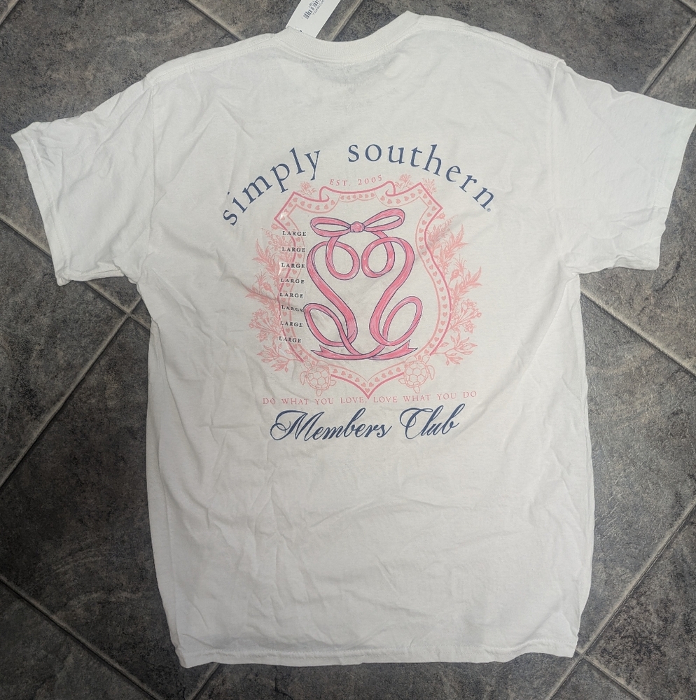 Simply Southern Women's Large Short Sleeve White Members Club Shirt
